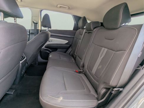 Used 2024 Hyundai Tucson SEL FWD image 14