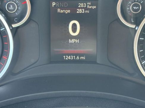 Used 2024 RAM 2500 Big Horn AWD/4WD image 25
