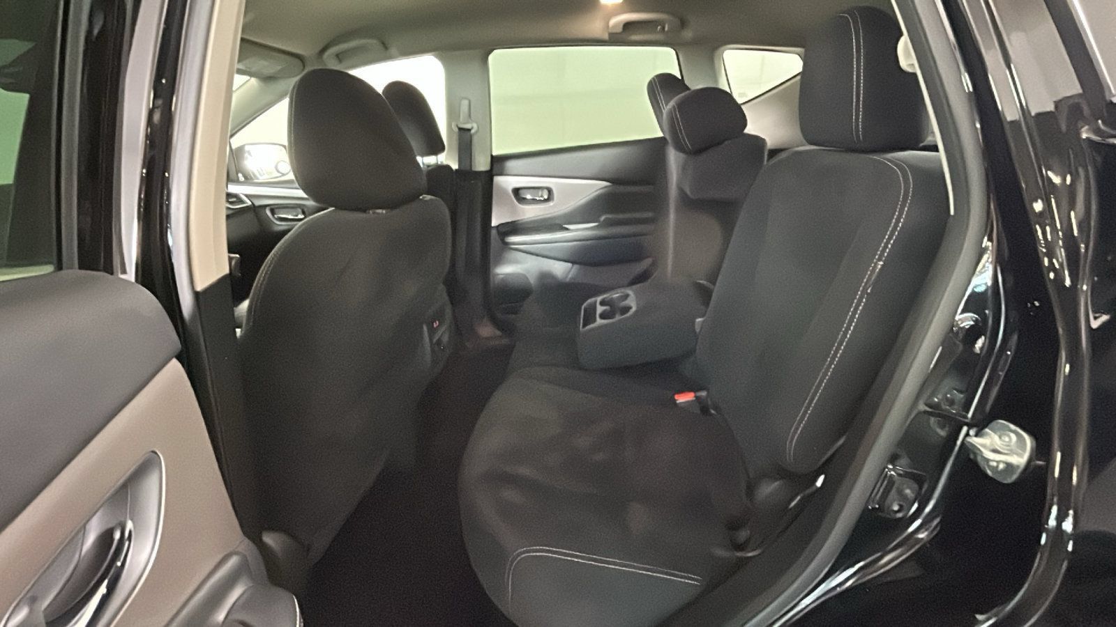 Used 2023 Nissan Murano S AWD/4WD image 31