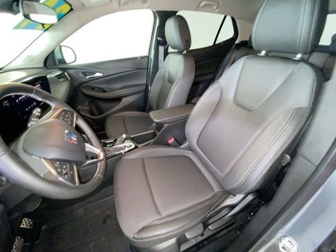 Used 2024 Buick Encore GX Preferred AWD/4WD image 14