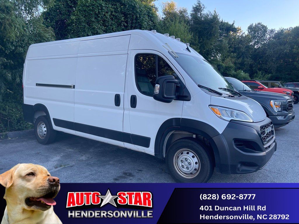 Used 2023 RAM ProMaster 2500 FWD image 1