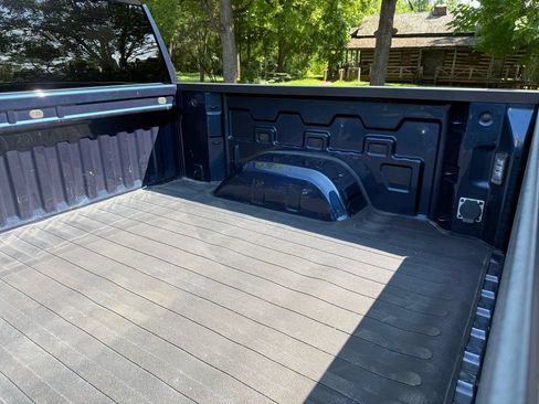 Used 2020 Chevrolet Silverado 1500 Custom w/ Custom Value Package RWD image 27
