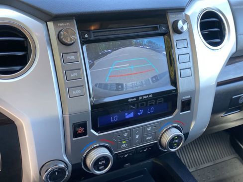 Used 2017 Toyota Tundra Limited w/ Limited Premium Package AWD/4WD image 35