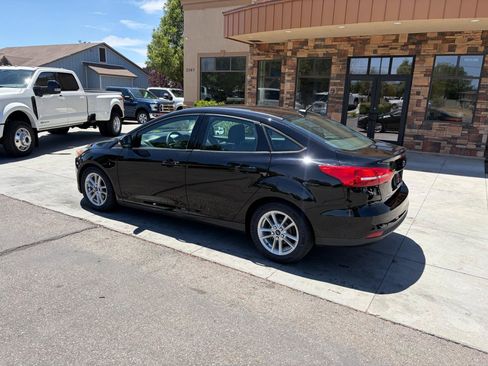 Used 2016 Ford Focus SE FWD image 22