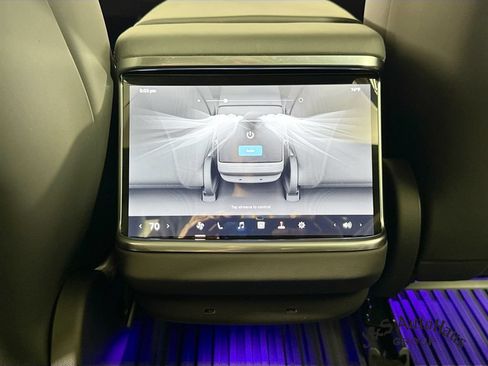 Used 2026 Tesla Model S AWD/4WD image 32