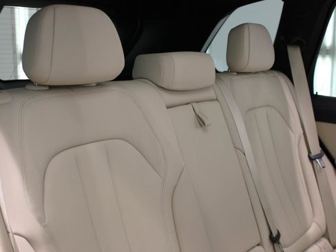 Used 2019 BMW X5 xDrive40i AWD/4WD image 45