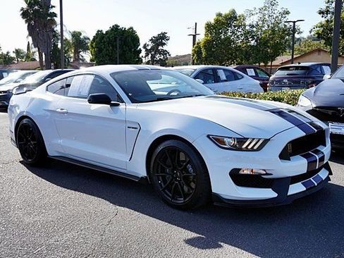 Used 2020 Ford Mustang Shelby GT350 w/ Technology Package RWD image 6