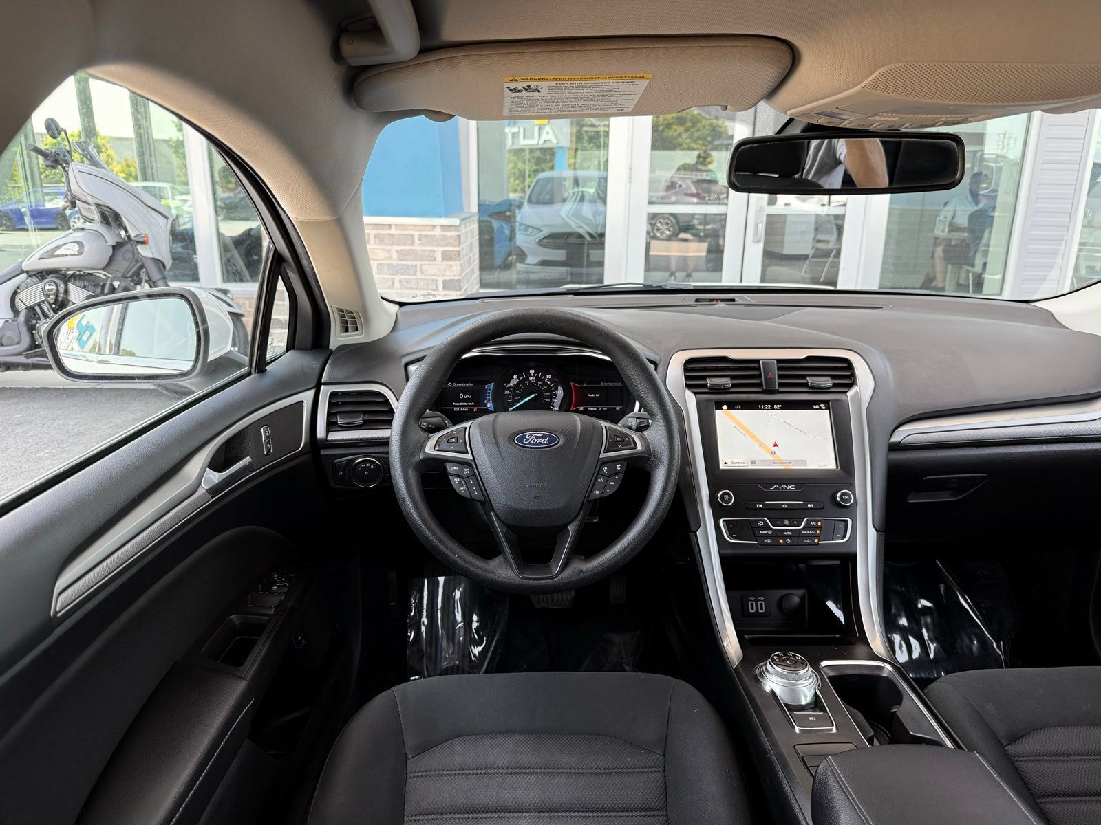 Used 2019 Ford Fusion SE FWD image 24