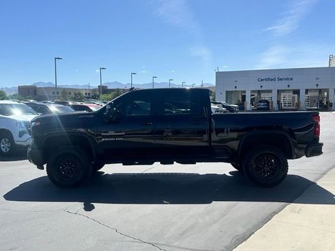 Certified 2024 Chevrolet Silverado 2500 ZR2 w/ Technology Package AWD/4WD image 2