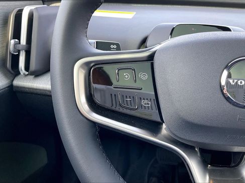 New 2026 Volvo EX30 Plus image 17