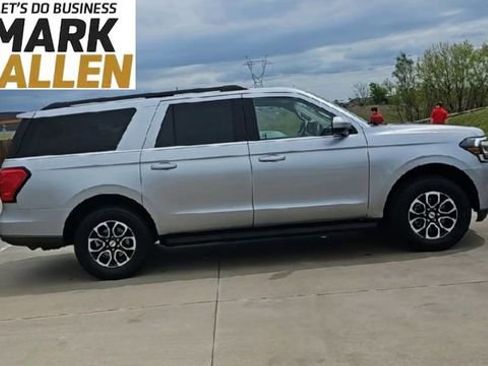 Used 2024 Ford Expedition Max XLT AWD/4WD image 9