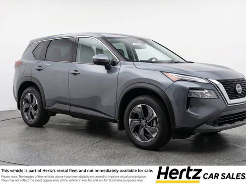 Used 2025 Nissan Rogue SV FWD image 1
