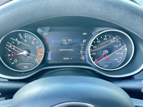 Used 2019 Jeep Compass Sport w/ Tech Group FWD image 22