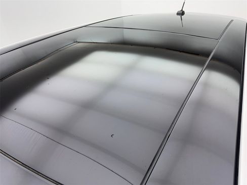 Used 2019 Lincoln MKT AWD image 20