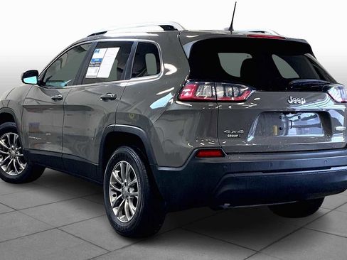 Used 2019 Jeep Cherokee Latitude Plus w/ Cold Weather Group image 11