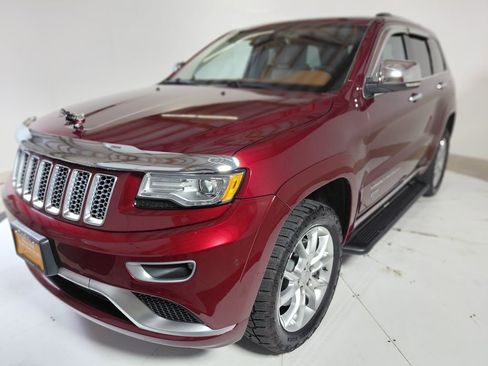 Certified 2016 Jeep Grand Cherokee Summit w/ Platinum Series Group AWD/4WD image 3