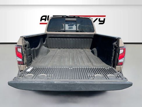 Used 2021 Nissan Titan PRO-4X w/ Off Road Protection Package image 25