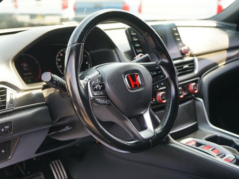 Used 2020 Honda Accord Sport image 12