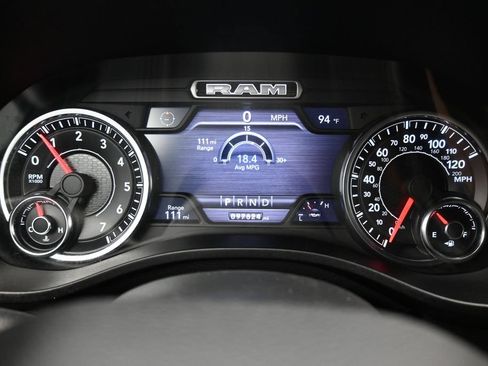 Used 2019 RAM 1500 Big Horn AWD/4WD image 17