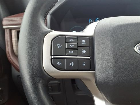 Certified 2022 Ford Expedition Max Limited image 19