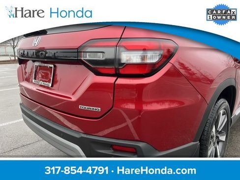 Used 2024 Honda Pilot Touring image 9