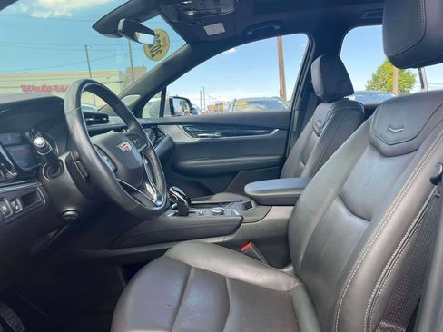 Used 2023 Cadillac XT6 Premium Luxury AWD/4WD image 15