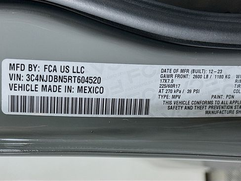 Used 2024 Jeep Compass Latitude image 12