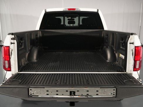 Used 2020 Ford F150 Lariat w/ Equipment Group 502A Luxury AWD/4WD image 23