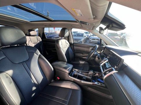 Used 2022 Kia Sorento FWD image 15
