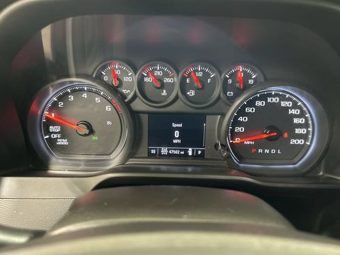 Used 2021 Chevrolet Silverado 1500 Custom Trail Boss w/ LPO, Dark Essentials Package AWD/4WD image 13