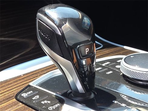 Used 2019 BMW X7 xDrive40i w/ Premium Package image 22