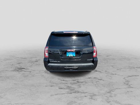 Used 2019 GMC Yukon XL SLT w/ Open Road Package AWD/4WD image 7