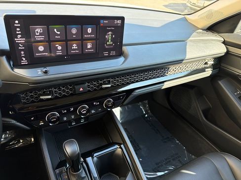 Used 2023 Honda Accord EX-L image 19