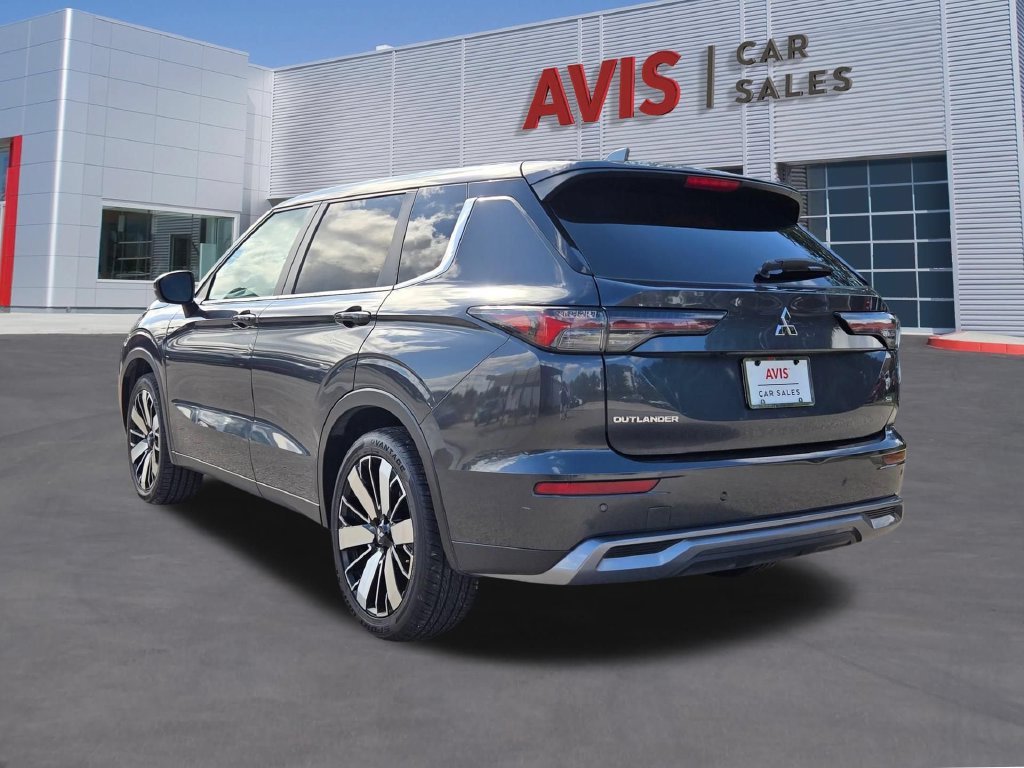 Used 2025 Mitsubishi Outlander SE AWD/4WD image 10