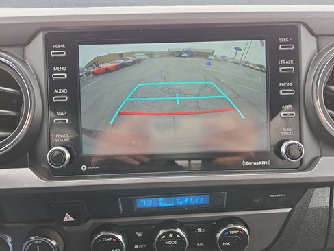 Used 2023 Toyota Tacoma TRD Sport image 19