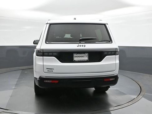 New 2026 Jeep Grand Wagoneer Limited image 5