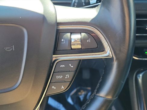 Used 2021 Lincoln Nautilus Reserve image 21