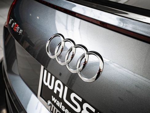 Used 2018 Audi TT RS w/ Technology Package image 18