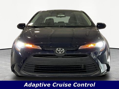 Used 2024 Toyota Corolla LE FWD image 2