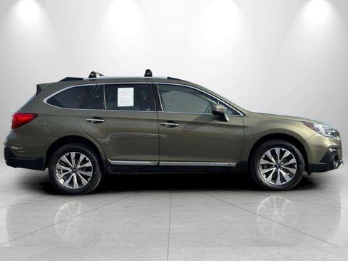 Used 2019 Subaru Outback 3.6R Touring w/ Popular Package #3A image 8