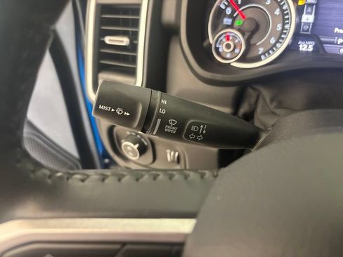 Used 2021 RAM 1500 Big Horn AWD/4WD image 30