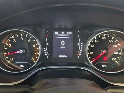 Used 2018 Jeep Compass Sport FWD image 11