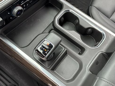 Used 2025 Chevrolet Silverado 1500 LT Trail Boss w/ Convenience Package II image 14