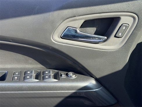 Used 2022 GMC Canyon AT4 image 24