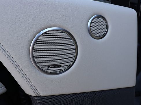 Used 2021 Land Rover Range Rover P525 Westminster Edition LWB image 49