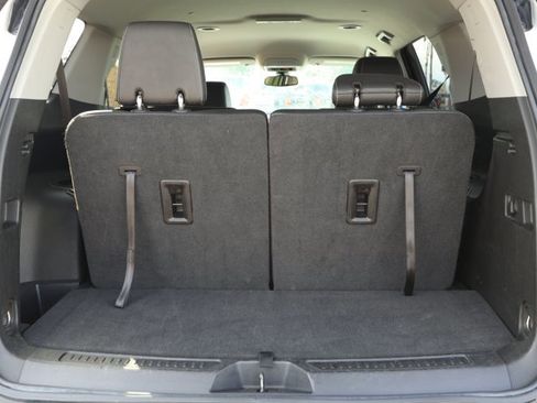 Used 2023 GMC Acadia SLT image 10