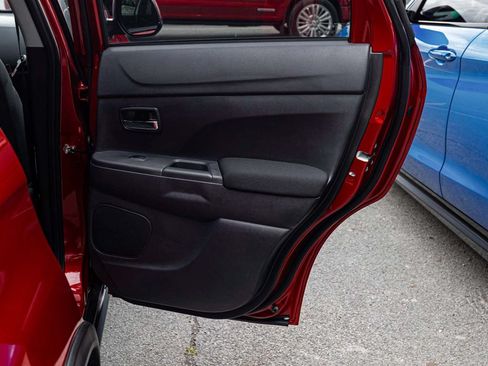 Used 2026 Mitsubishi Outlander Sport ES AWD/4WD image 15