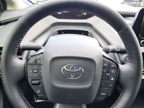 Used 2026 Toyota Prius Plug-In Hybrid image 20