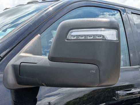 Used 2023 RAM 2500 Laramie AWD/4WD image 12