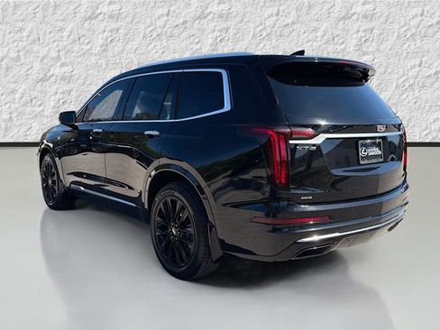 Used 2024 Cadillac XT6 Premium Luxury w/ Technology Package AWD/4WD image 5